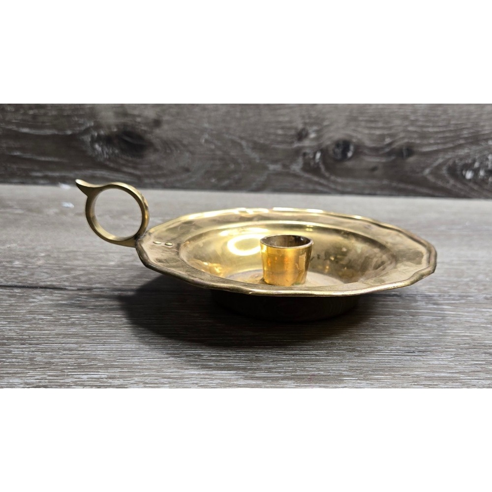Brass Chamberstick Candle Holder Finger Loop Scalloped Rim Gold Taper India Deco